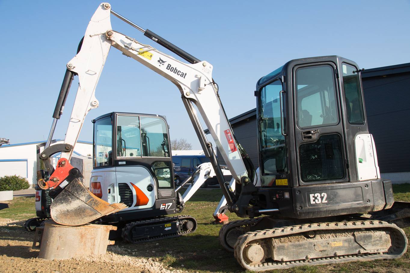 Bobcat E32 Baggervermietung